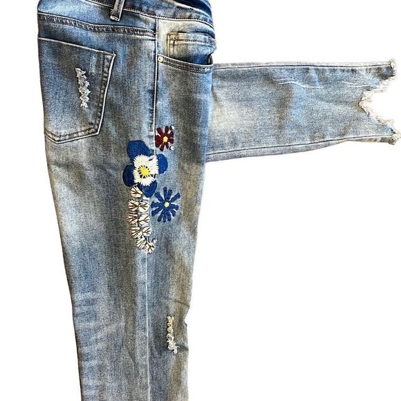 Rocks & Indigo - Lightly Tattered Denim - Medium - Picture 3 of 6